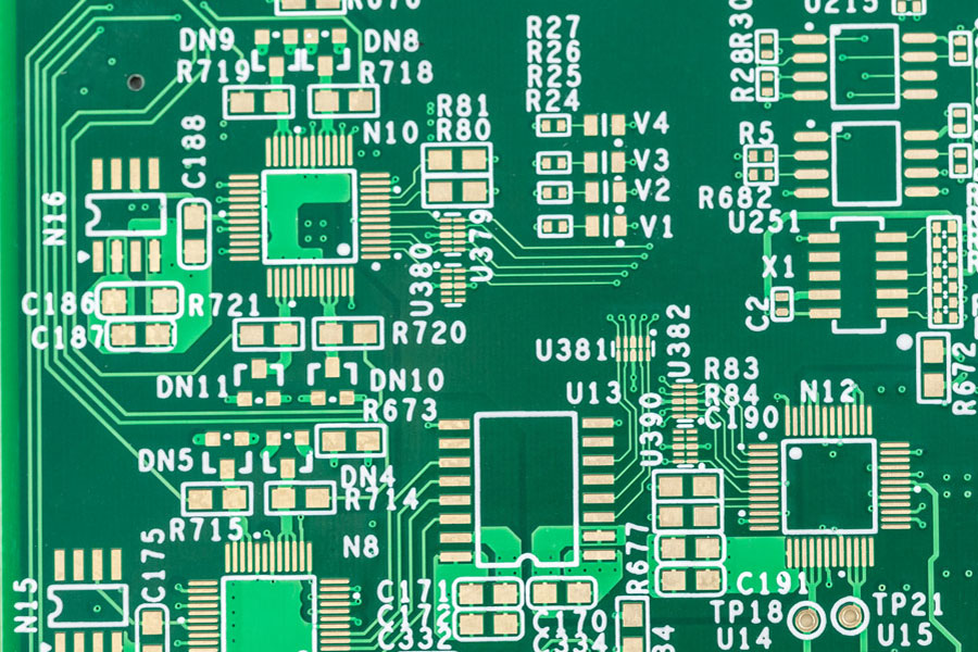 電動(dòng)汽車(chē)pcb